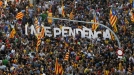 Independentziaren aldeko manifestazio jendetsua, Bartzelonako kaleetan. (2012-09-11) title=