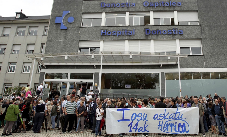 El Hospital Donostia, donde permanece el expreso de ETA Josu Uribetxebarria. EITB