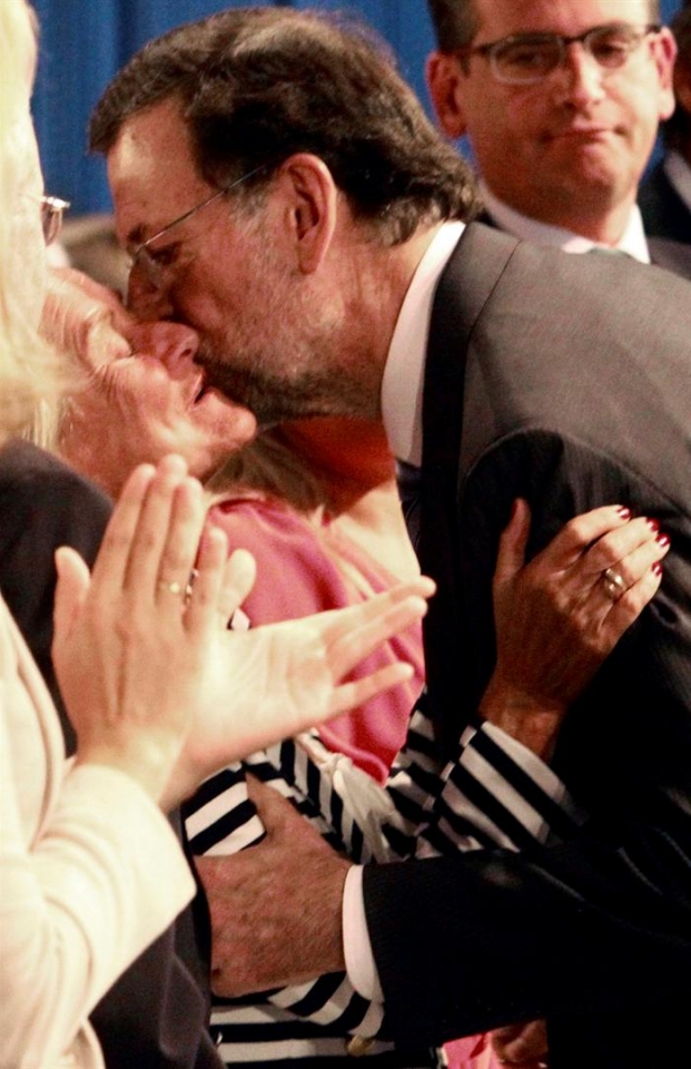 Mariano Rajoyk Miguel Angel Blancoren amari agurtu dio. Argazkia: EFE