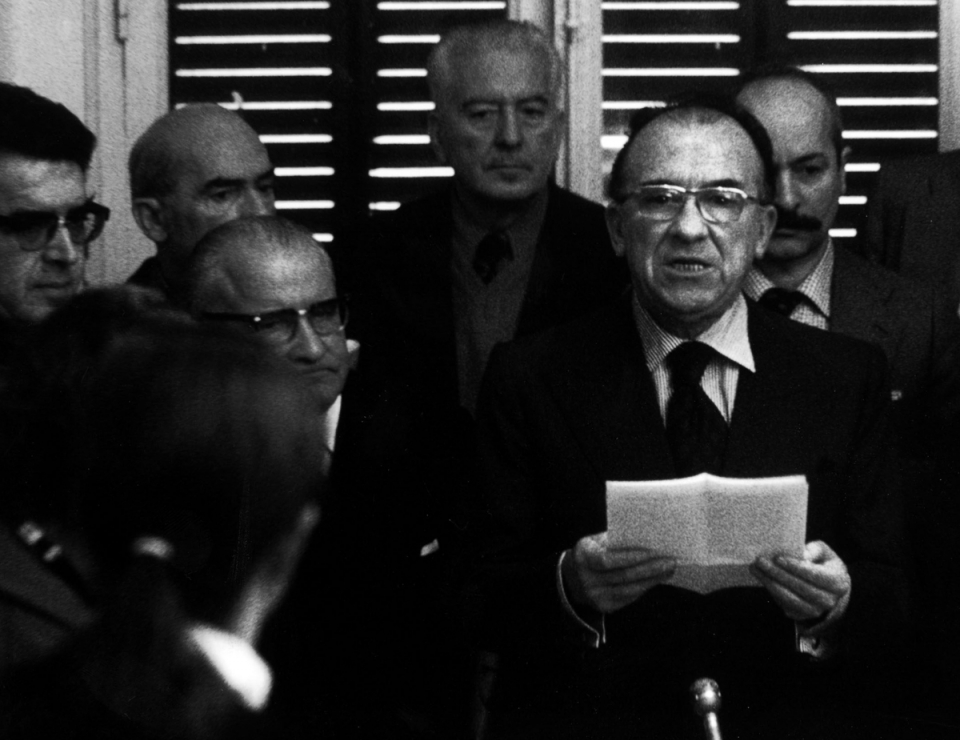 Santiago Carrillo en el Congreso.