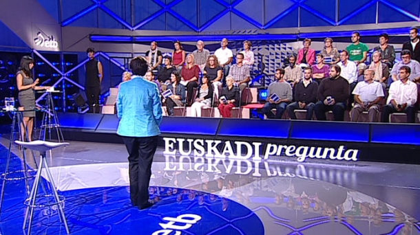 Euskadi pregunta | 30 preguntas a la candidata de Bildu Laura Mintegi