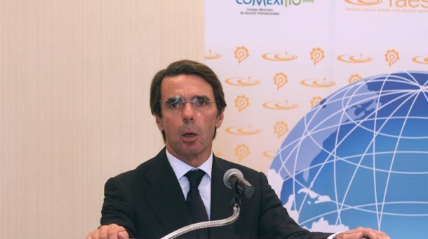 Jose Maria Aznar Gobernuko presidente ohia.