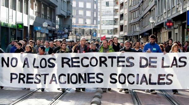 Spanish unions are considering launching a general strike on Nov. 14. Photo: EFE