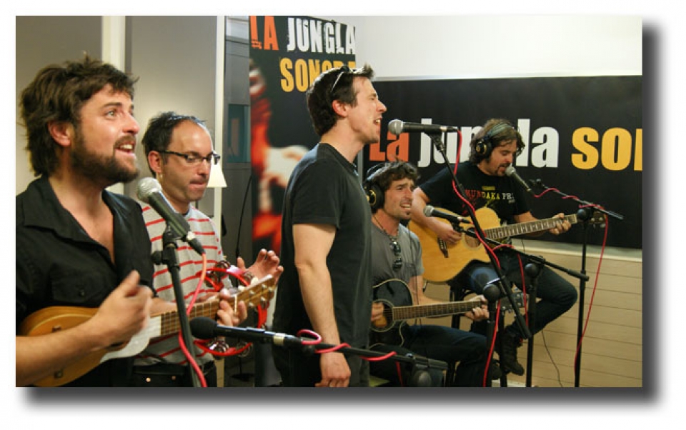 The Uski’s en directo.