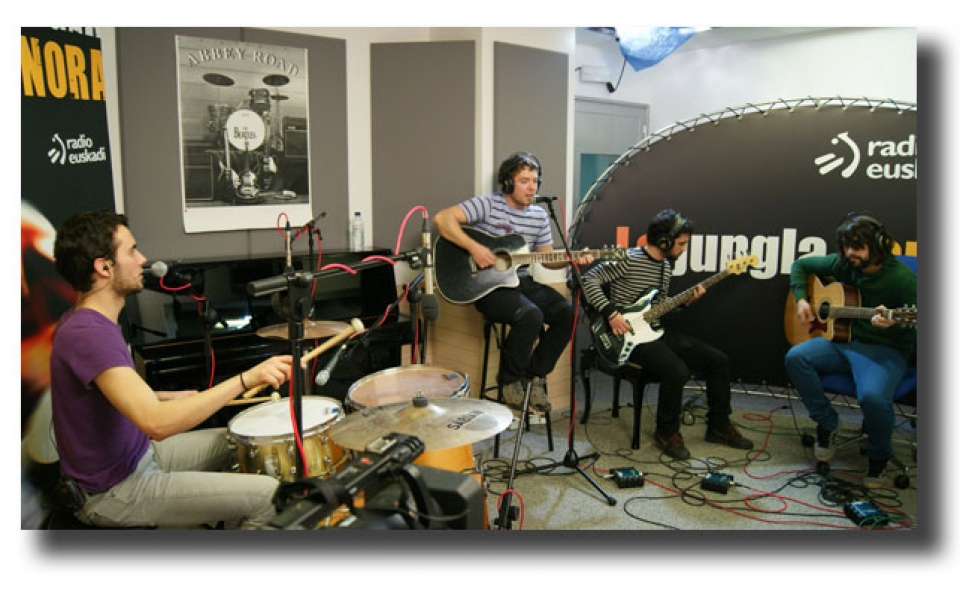 El grupo Zain en directo.