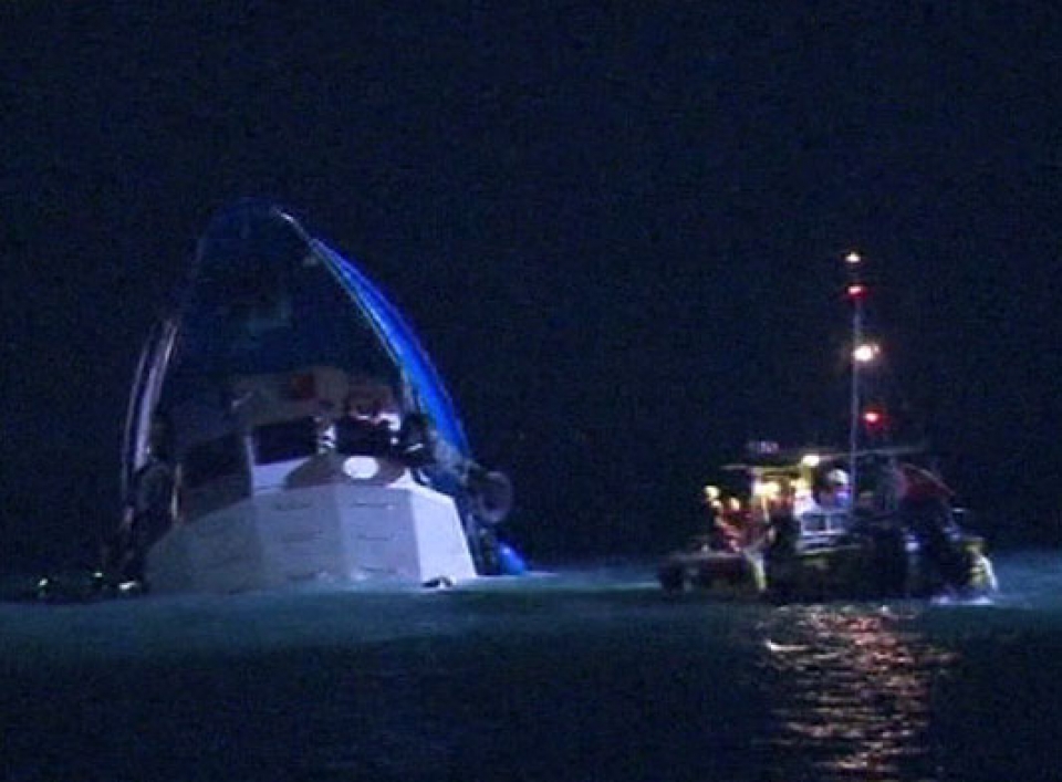 Istripua itsasoan, Hong Kong parean; gutxienez 38 pertsona hil dira. (Argazkia: slide.news.sina.com.cn)