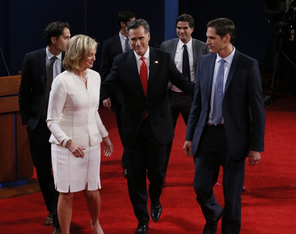 Mitt Romney, junto a su familia. Foto: EFE