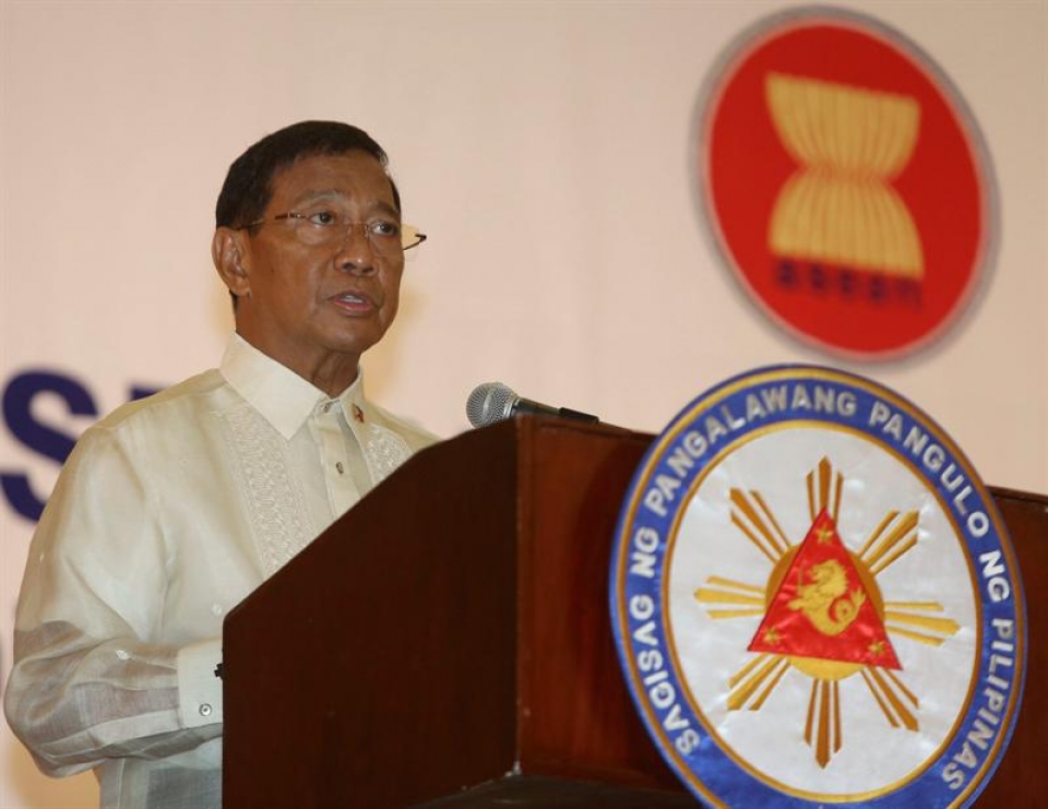 Jejomar Binay Filipinetako presidenteordea. 