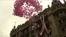 Globos rosas contra el cáncer de mama