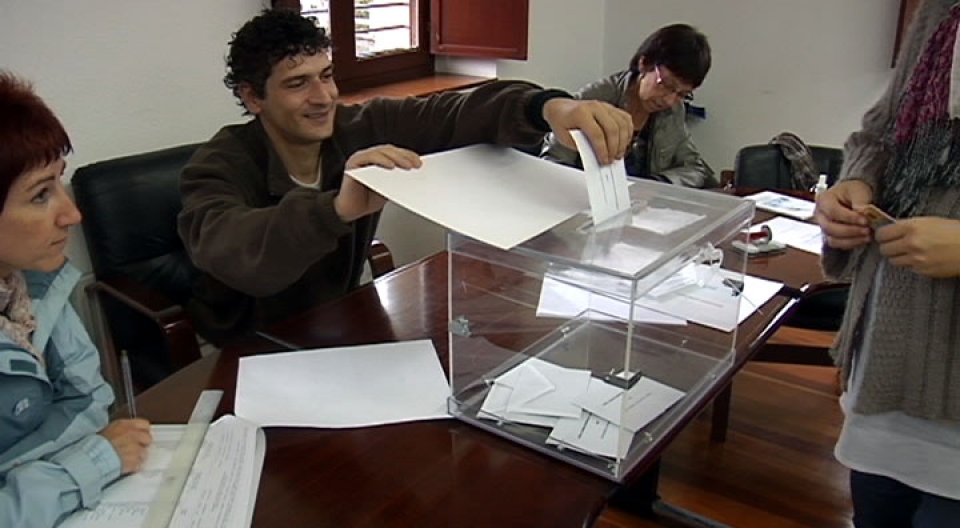En el recuento de hoy se contabilizarán los votos de los residentes extranjeros. Foto: EITB