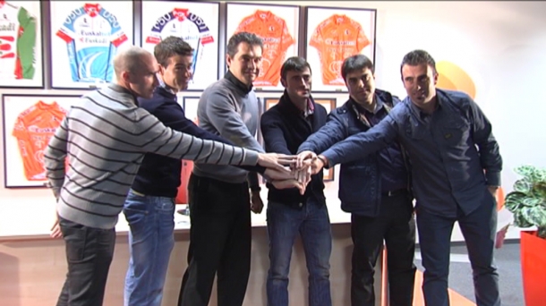 Euskaltel ha presentado su equipo para la nueva temporada