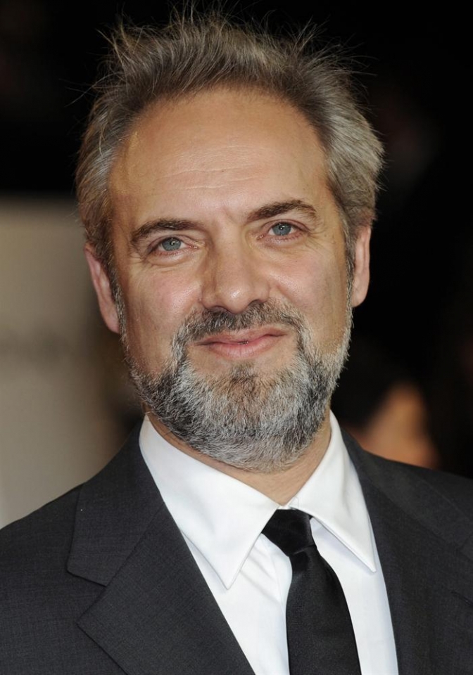 Sam Mendes 'Skyfall' filmaren zuzendaria, Londreseko estreinaldian. Argazkia: EFE