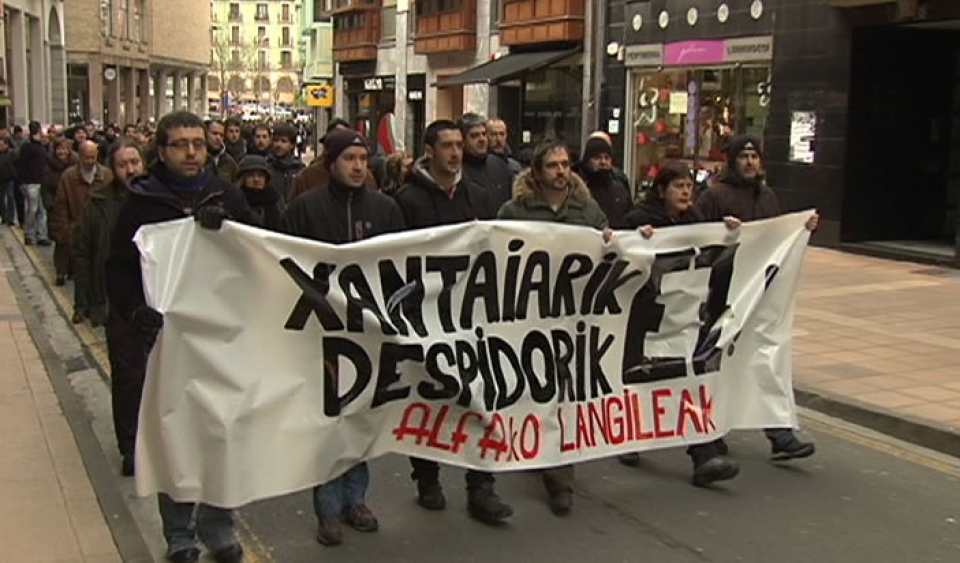 Una protesta de trabajadores del Grupo Alfa. EiTB