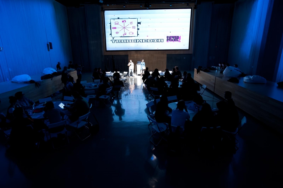 Tranxmedia jardunaldia. Argazkia: EITB