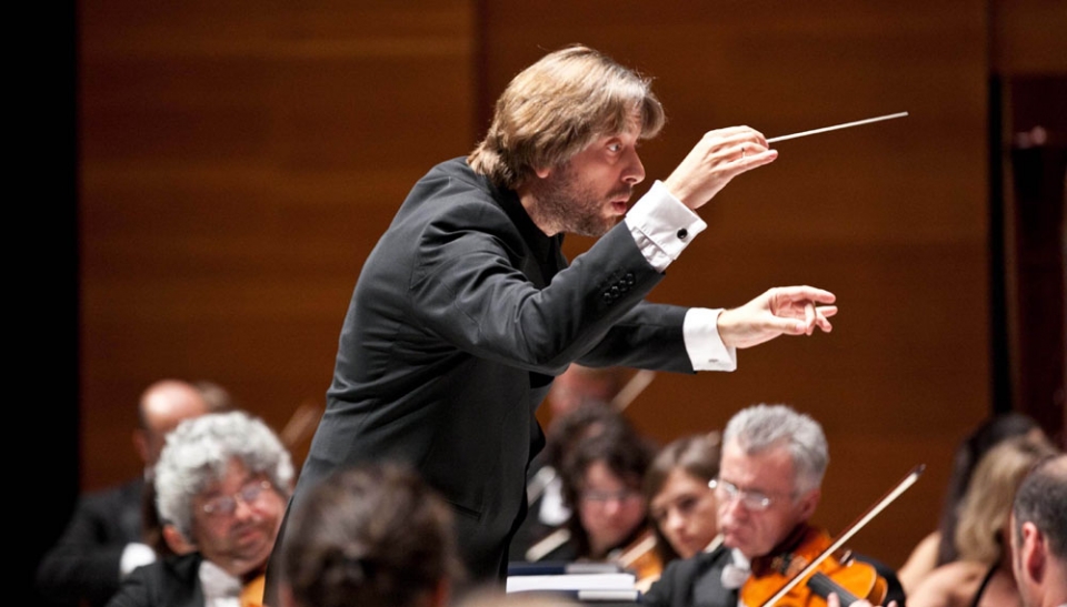 El director de la Orquesta Sinfónica de Euskadi. Foto: EITB