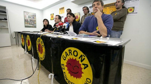 Miembros de la plataforma ''Araba sin Garoña''.