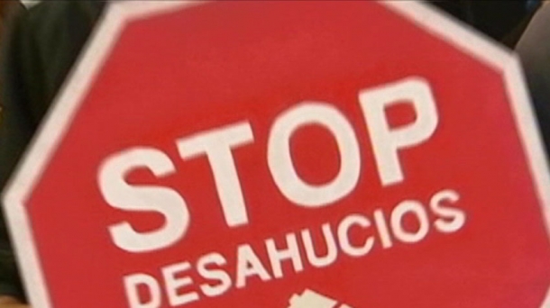 Negociación entre Gobierno y PSOE sobre los desahucios.