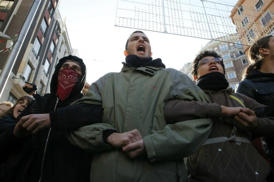 Varios huelguistas que han participado en la manifestación de Madrid. Foto: EFE