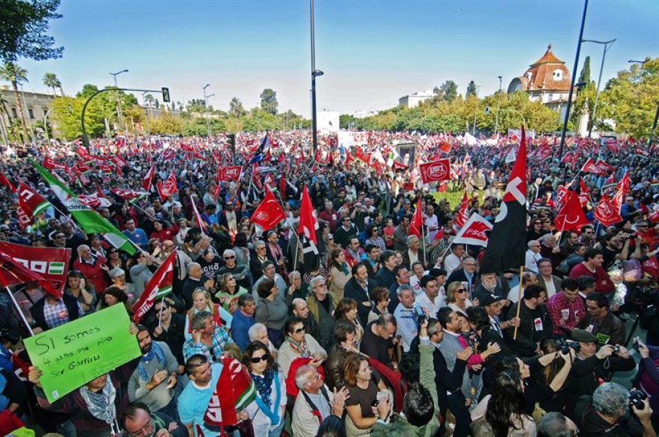 Manifestación en Sevilla. Foto: EFE