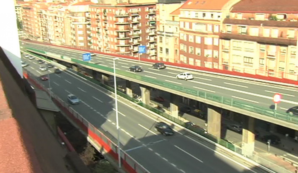 El viaducto de Sabino Arana se cerrará a las 22:00. EiTB