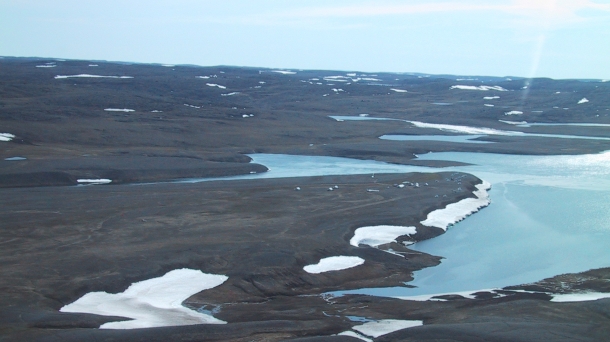 Guille Cascante  a vela por el Ártico noruego