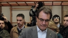 Artur Mas (CiU), depositando su voto. Foto: EFE title=