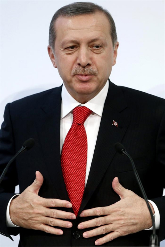  Recep Tayyip Erdogan Turkiako lehen ministroa.