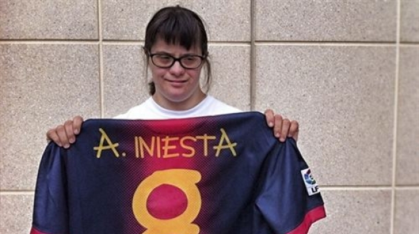 Anna Vives, tipografía de superación