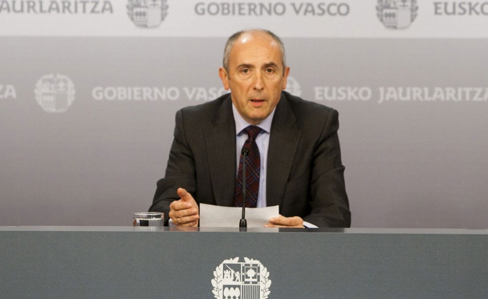 El Gobierno Vasco da luz verde al adelanto de las pagas extras de 2013