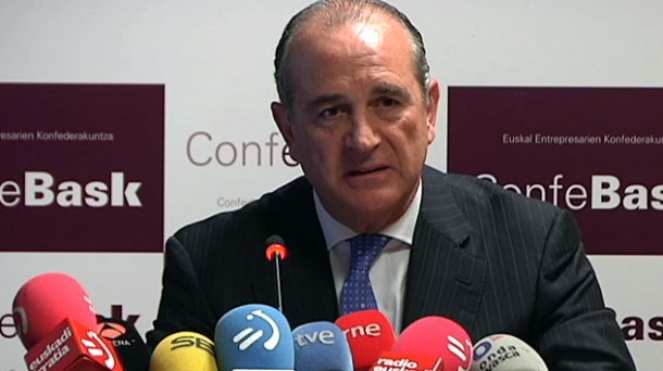 Miguel Angel Lujua Confebasken presidentea.