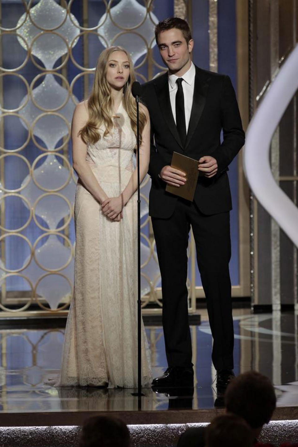 Robert Pattinson eta Amanda Seyfried. Argazkia: EFE
