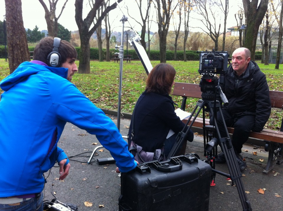 Andoni Egaña bertsolariari egindako elkarrizketaren argazkia