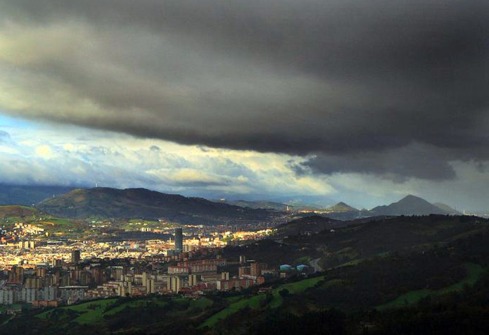 Rain and snow storms in the Basque Country
