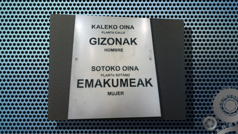 Miren Artolak Tolosako atari batean aurkitutako oharra