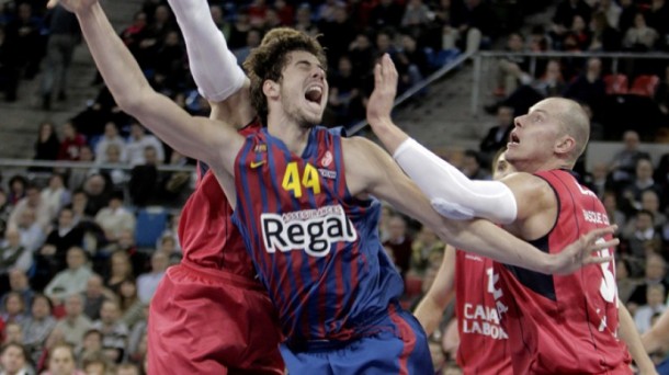 Tomic, en un partido ante el Caja Laboral. Foto: EFE