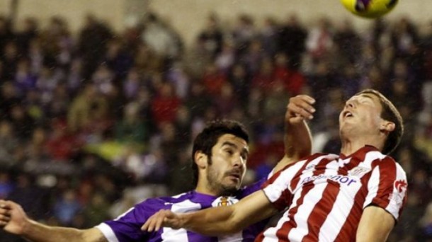 Oscar de Marcos, aurreko denboraldiko Valladolid-Athletic partidan. Efe.