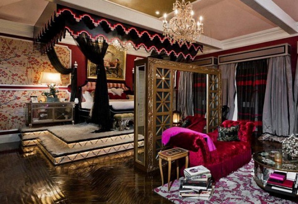 Christina Aguilerak etxea salgai jarri du. Argazkia: @513doheny.com