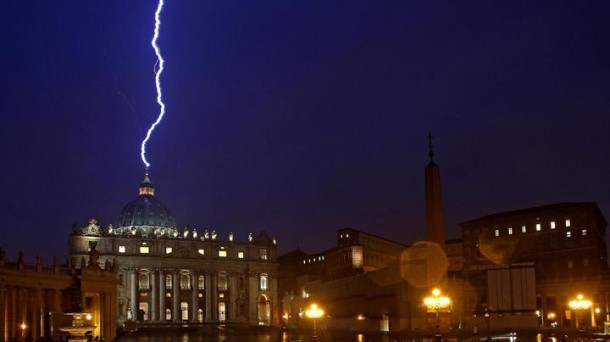 Imagen tomada en el Vaticano el día en el que el papa anunció su renuncia. EFE