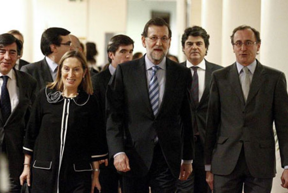 PP y PSOE pactan tramitar de urgencia la iniciativa contra desahucios