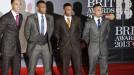 El grupo JLS en la alfonbra roja de la gala de los premios Brit. Foto: EFE title=