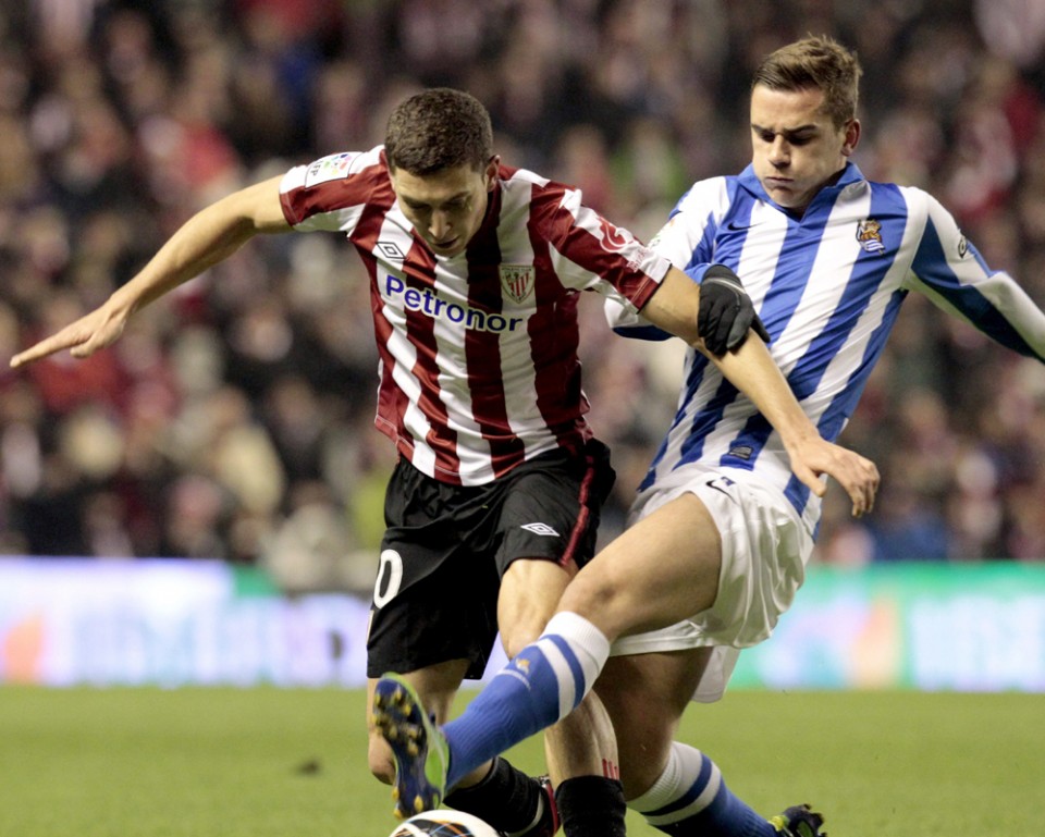 Oscar de Marcos eta Antoine Griezmann. Argazkia: EFE.