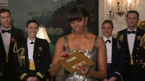 Michelle Obama entrega por videoconferencia el Oscar a la mejor película. EITB