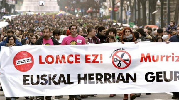 Manifestación contra la LOMCE en Bilbao, en marzo.Foto: EFE