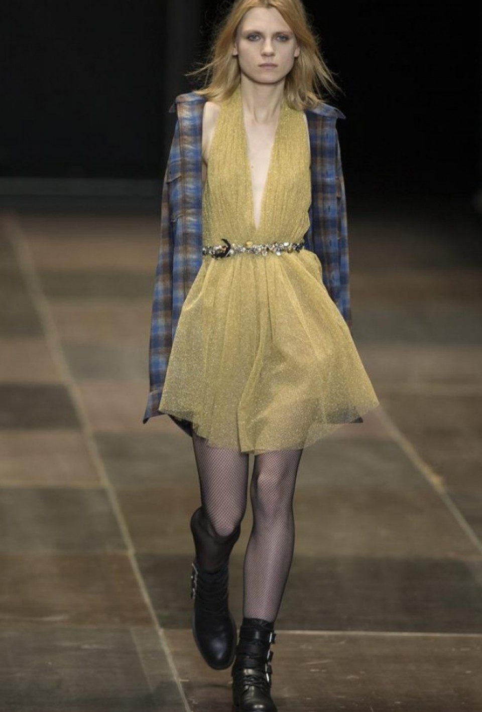 Saint Laurent etxearen desfilea Pariseko modaren astean, 2013. Argazkia: EFE