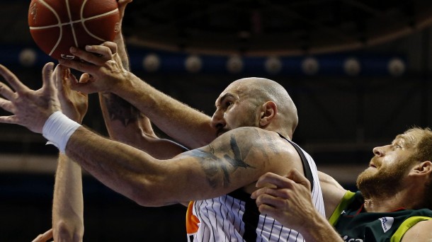 Rakovic rescinde su contrato con el Bilbao Basket