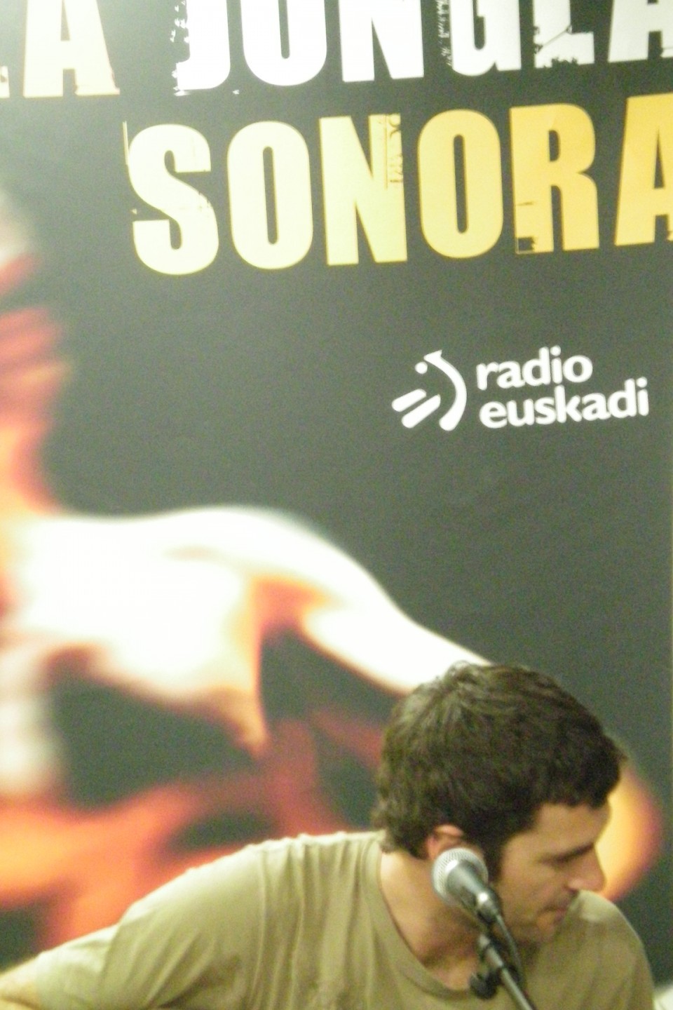 Uno de los conciertos en directo que se hace en los estudios del programa 'La Jungla Sonora'.