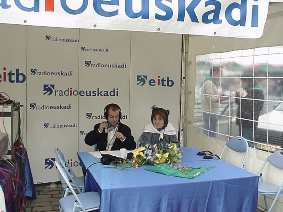 Programa especial desde la Feria de Santo Tomás, en Bilbao, en 2002.