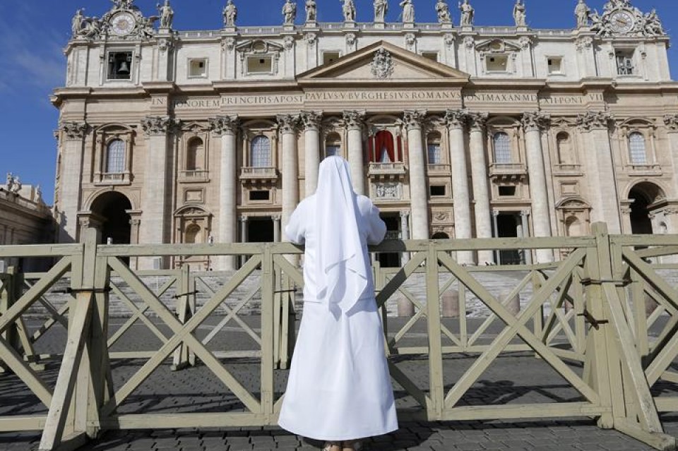 Moja bat, San Petri plazan. Argazkia: EFE