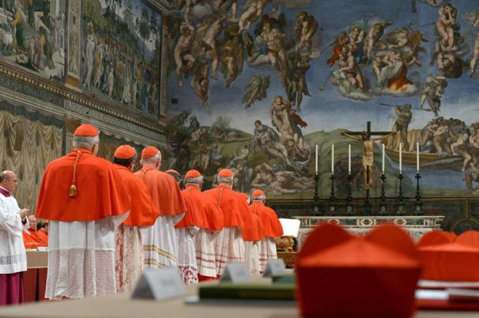 Abian da aita santu berria aukeratzeko konklabea. Argazkia:EITB