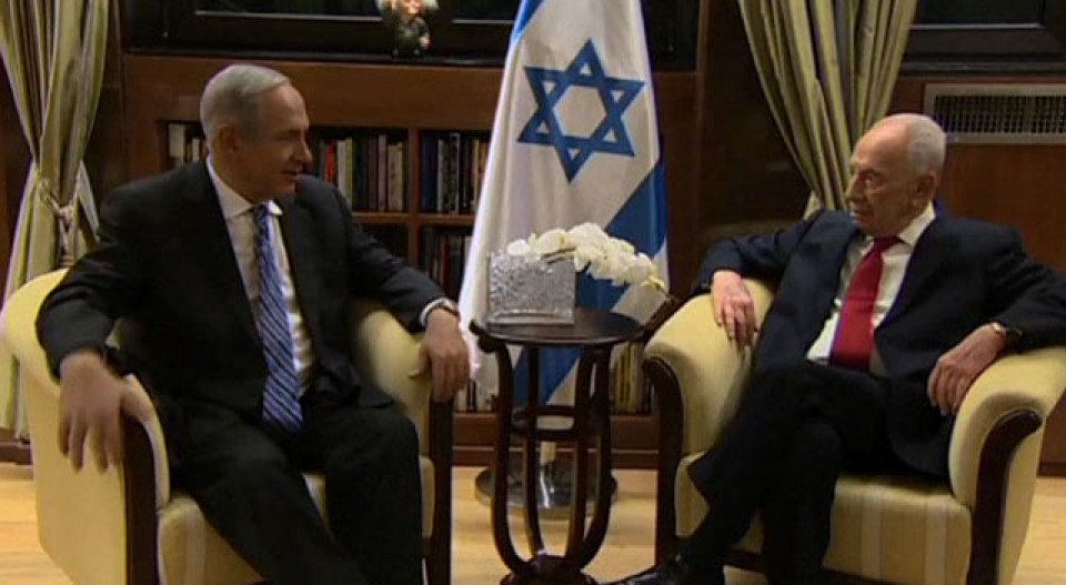 Simon Peres Israelgo presidentea eta Benjamin Netanyahu lehen ministroa. Argazkia: EFE